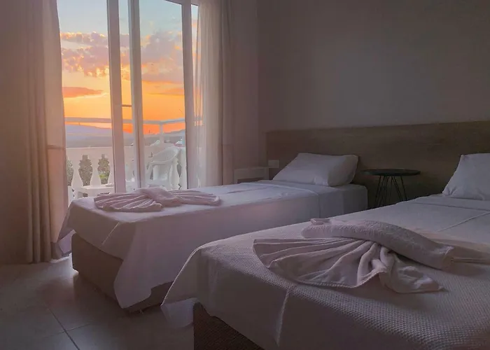 Hotel Kaizen Gate 3*