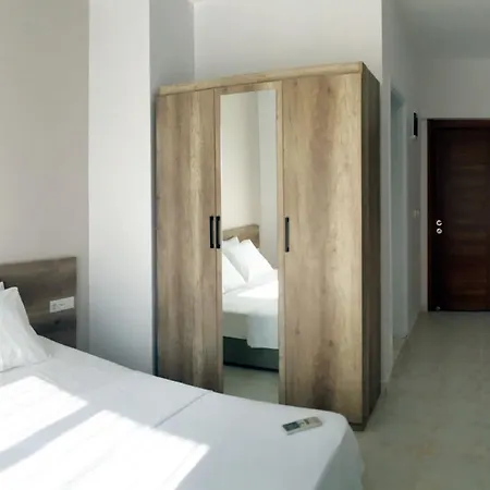 Hotel Kaizen Gate