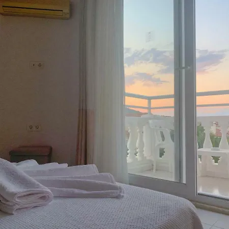 Hotel Kaizen Gate 3*